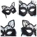 Antifaz negro de gatita con orejas de encaje, bigotes, detalles brillantes y adornos esponjosos.