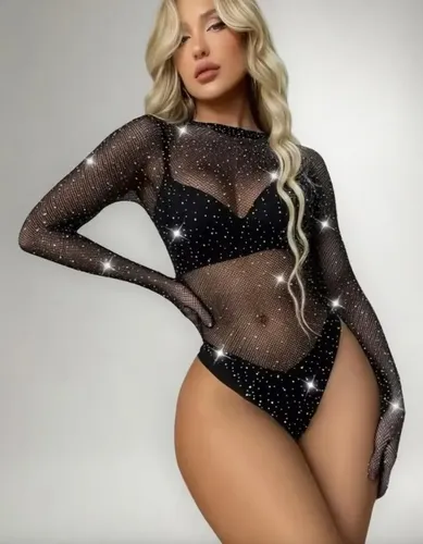 Body negro transparente de manga larga con detalles brillantes